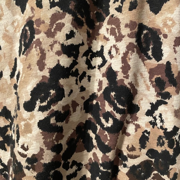 ANIMAL PRINT TOP SIZE XL 3/4 SLEEVE - Picture 4 of 6